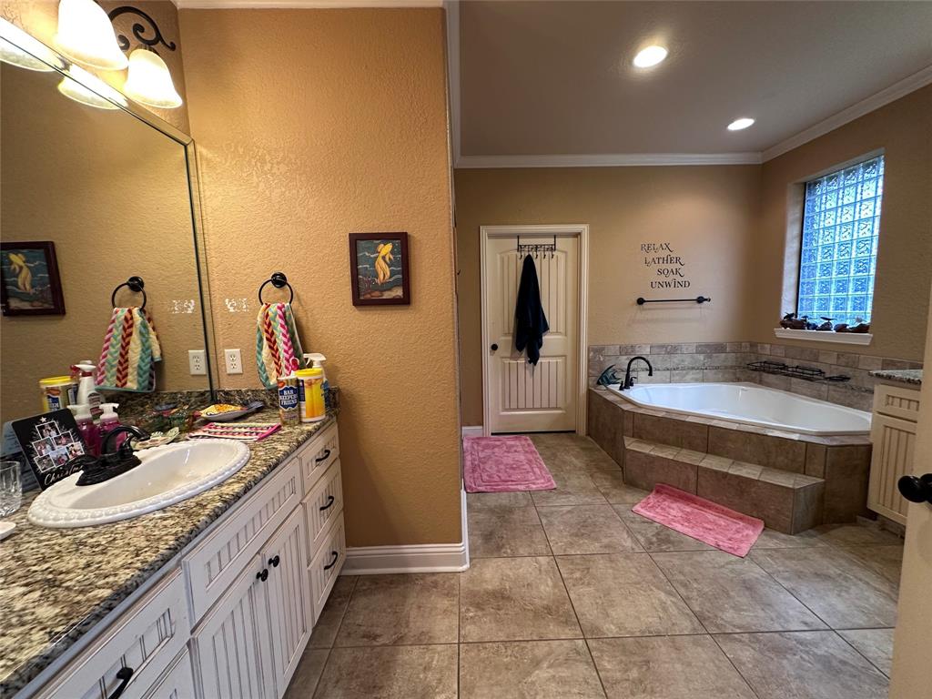 Palomita Cove - Residential