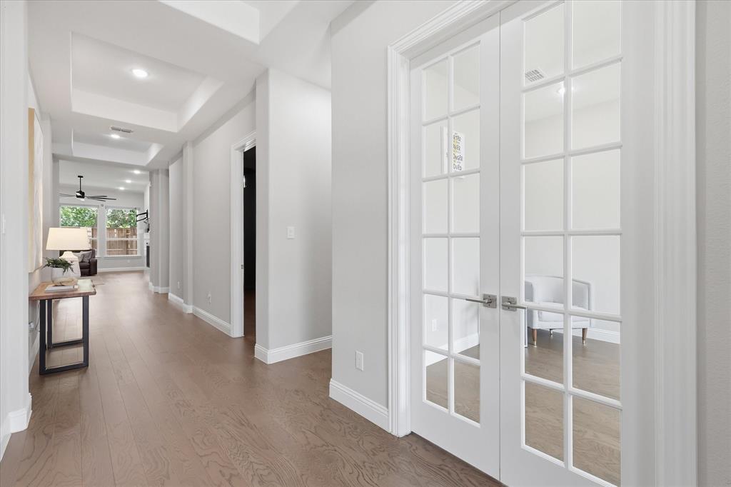 3123 Warwick Trail