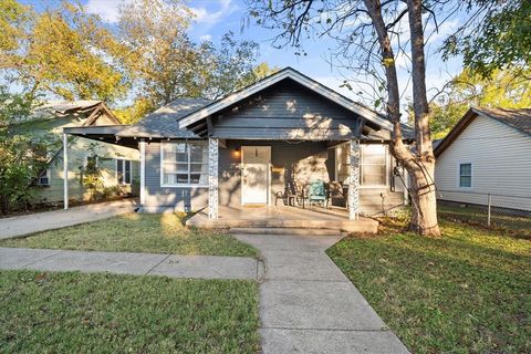 A home in Corsicana