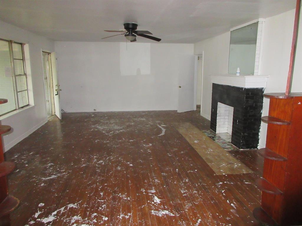 3049 Drexel Street