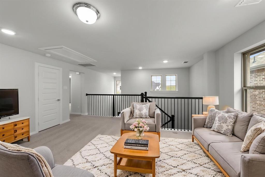1012 Violet Drive