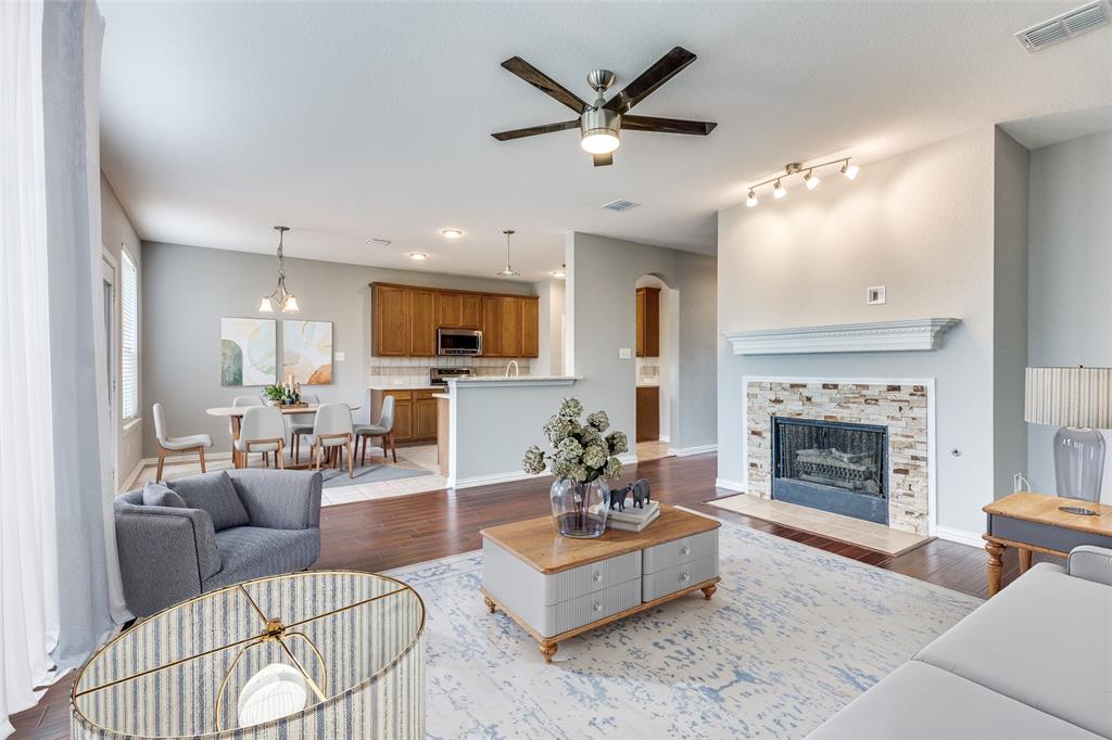 4833 Red Velvet Road