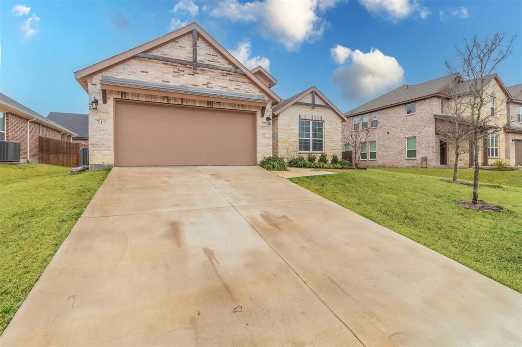 717 Woodcrest Drive