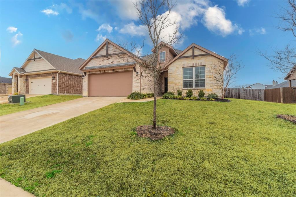 717 Woodcrest Drive