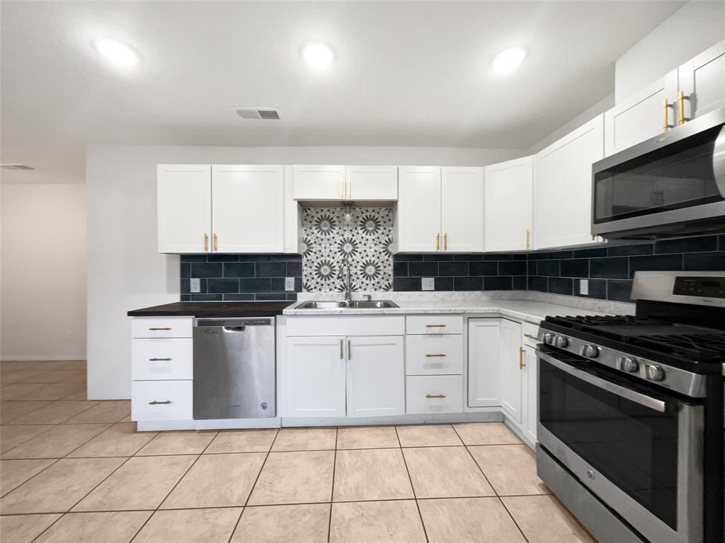 Fielder Terrace - Residential