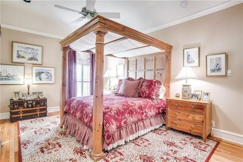 Tiny photo for 5927 Lindenshire Lane, Dallas, TX 75230 (MLS # 21008797)