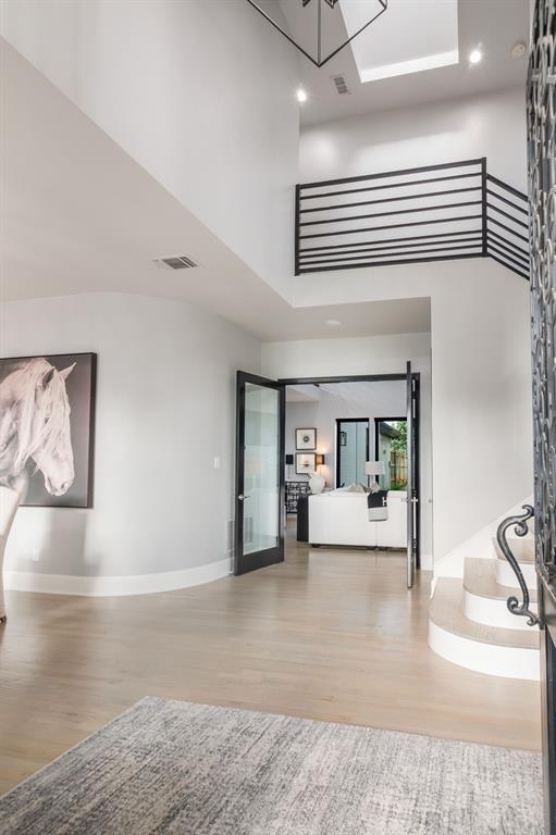 4617 Redwood Court