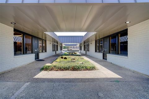 Tiny photo for 401 W Centerville Road #2, Garland, TX 75041 (MLS # 20944195)