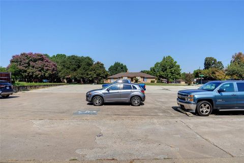 Tiny photo for 401 W Centerville Road #2, Garland, TX 75041 (MLS # 20944195)