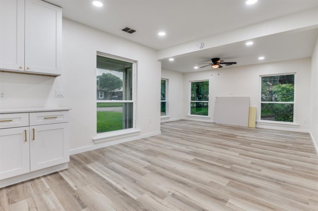 Military Park - Residential