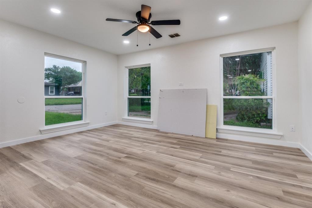 Military Park - Residential