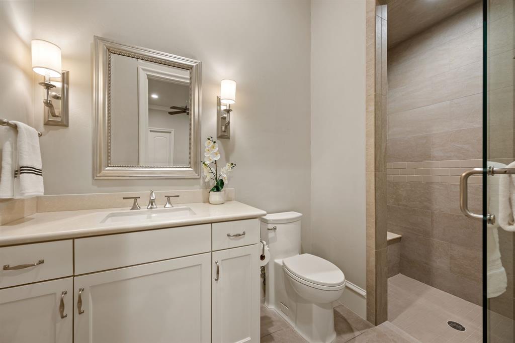 Lawn-Glen Abbey - Residential