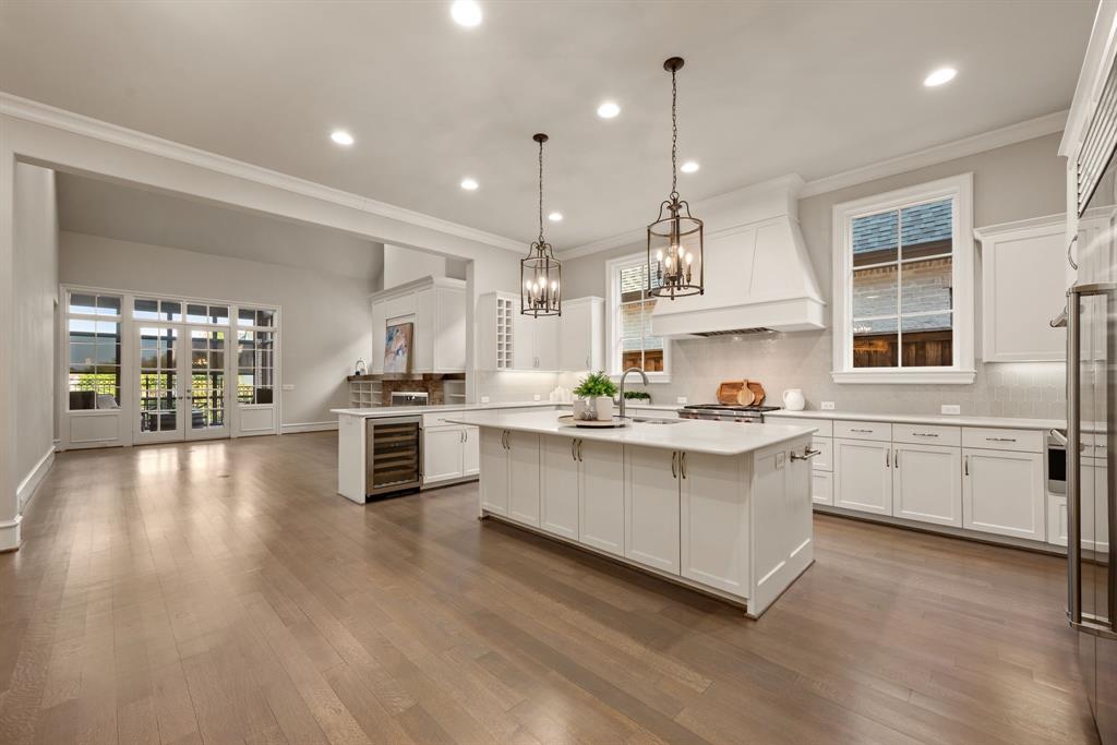 Lawn-Glen Abbey - Residential