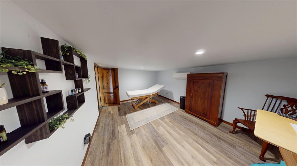 Lasure D C - Residential