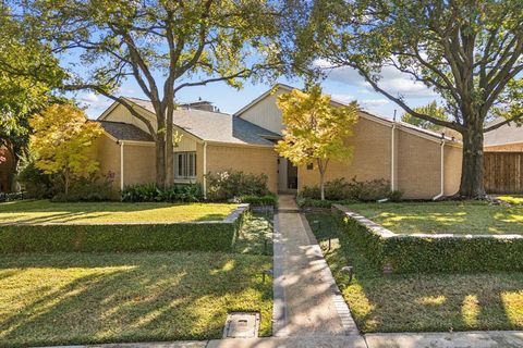 9616 Viewside Drive Dallas TX 75231
