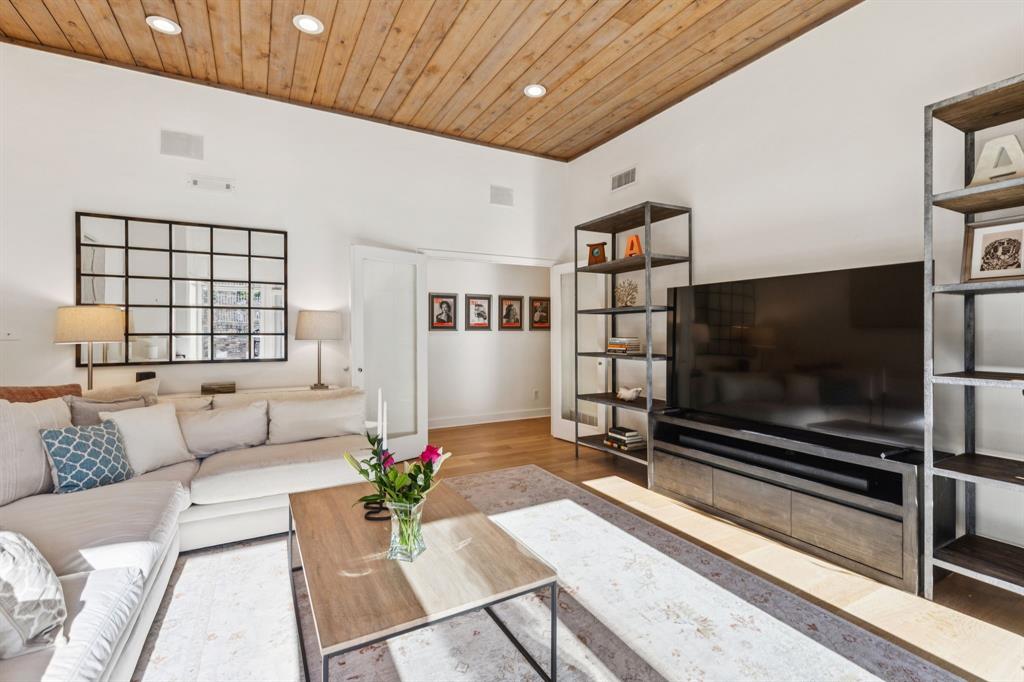 Pebble Creek - Residential