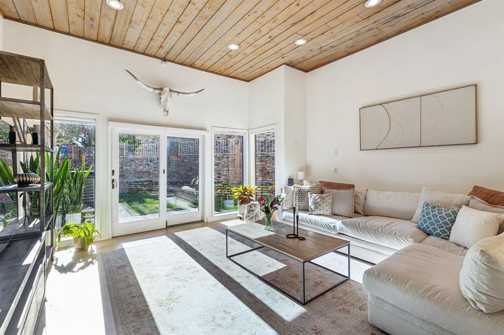 Pebble Creek - Residential