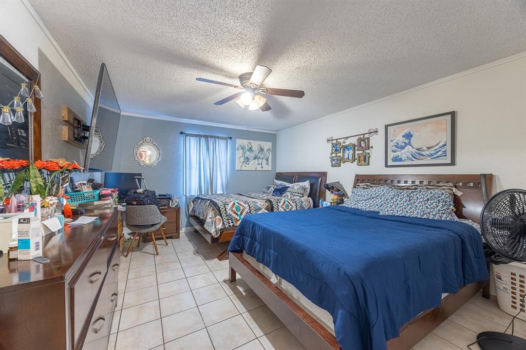 GARDEN OAKS WEST - Residential