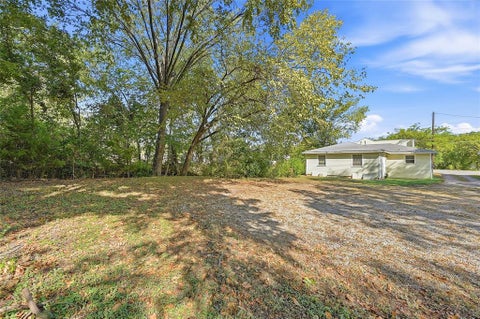 Tiny photo for 207 E Fm 120, Pottsboro, TX 75076 (MLS # 21393442)