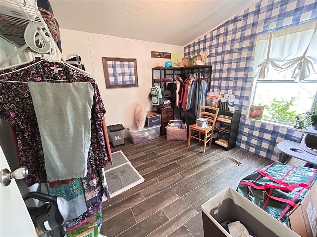 Thomas Yates - Residential