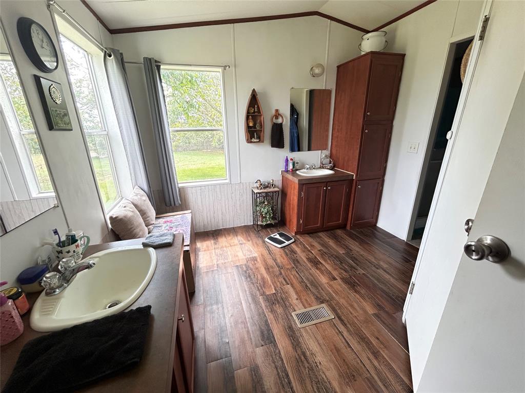 Thomas Yates - Residential