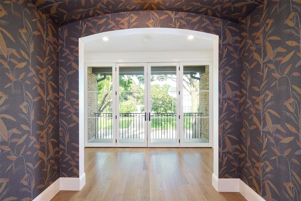 Walnut Hill Park - Residential