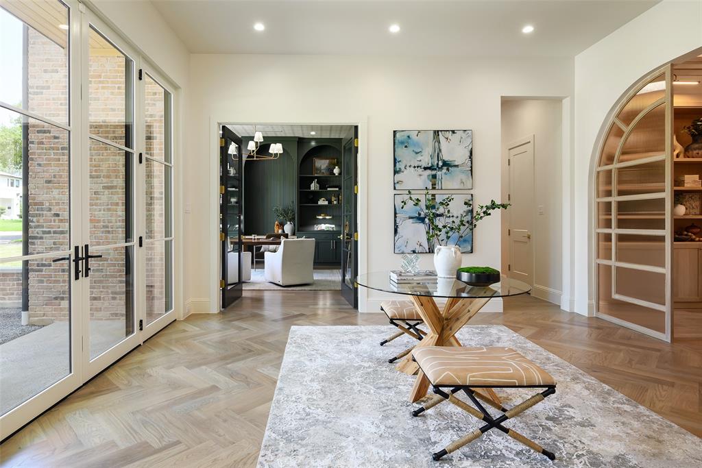 10431 Heather Lane