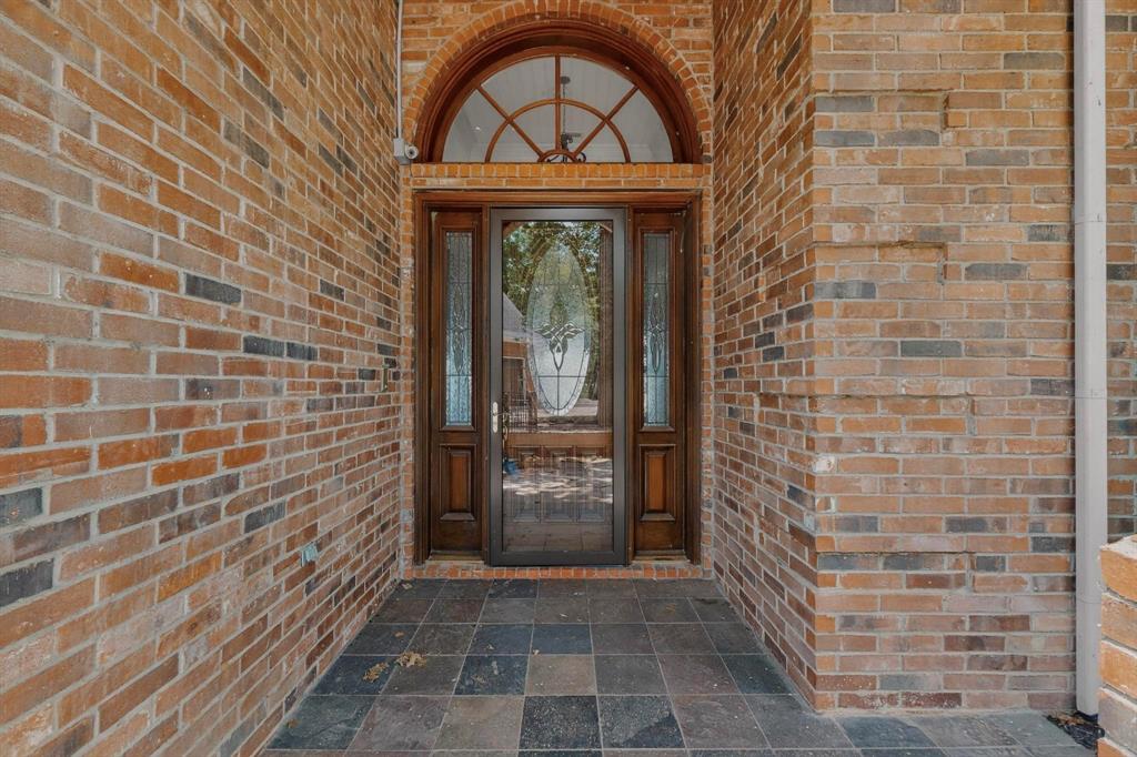 Emerald Sound At Lake Lewisvil - Residential
