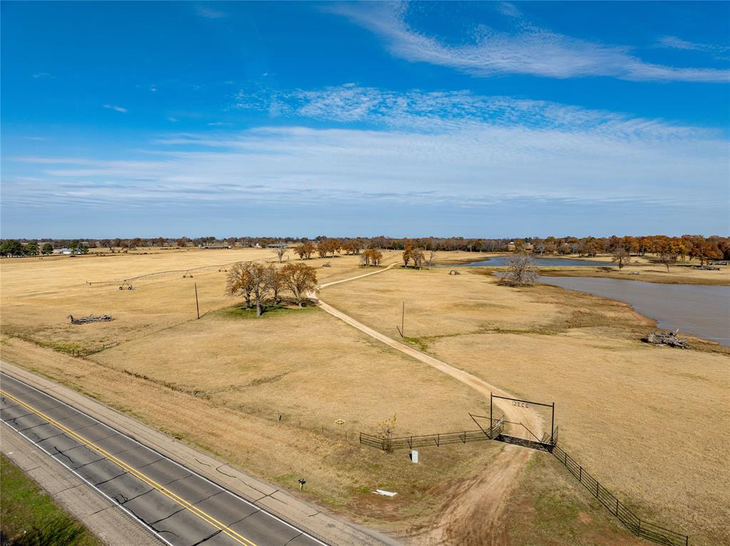 10891 E US Highway 82