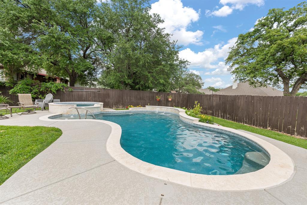 3211 Golden Oaks Circle Circle