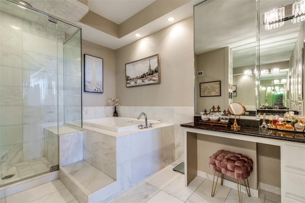 Bonaventure Condos - Residential