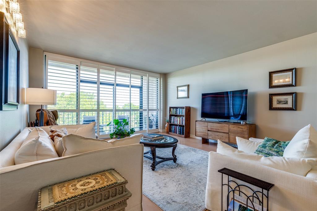 5200 Keller Springs 535