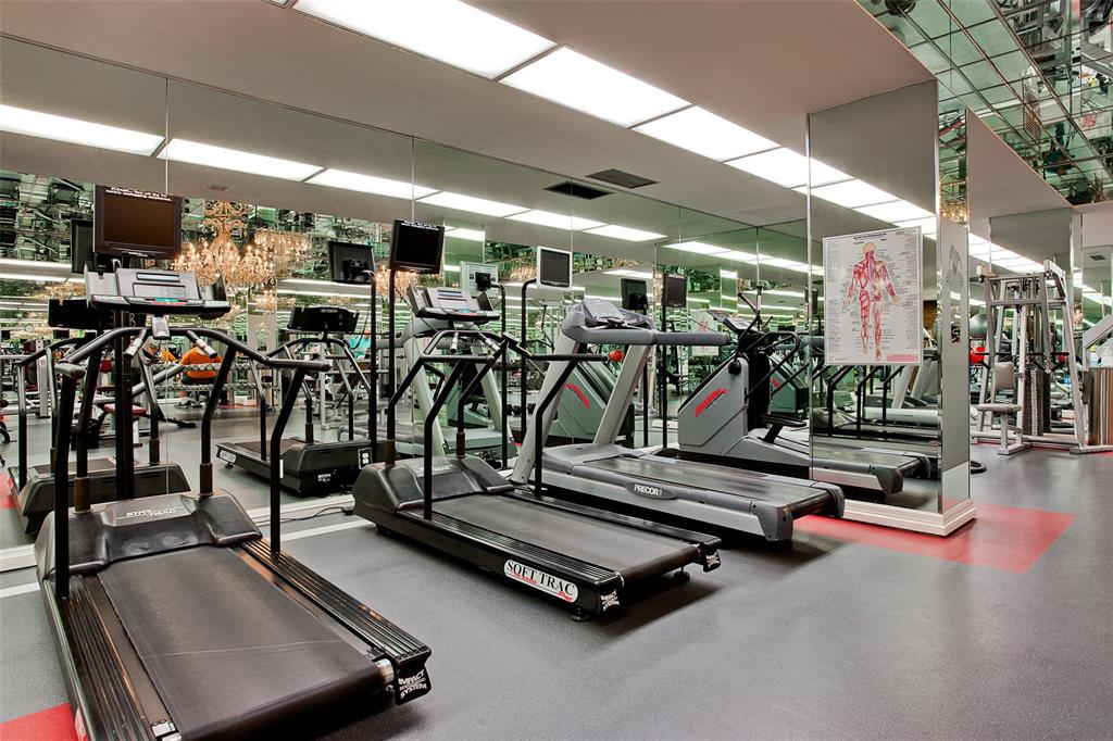 Bonaventure Condos - Residential