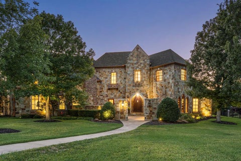 Photo of 1508 Glenmeade Court, Keller, TX 76262 (MLS # 21407113)
