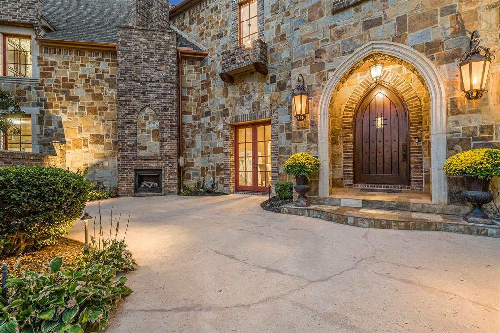 1508 Glenmeade Court
