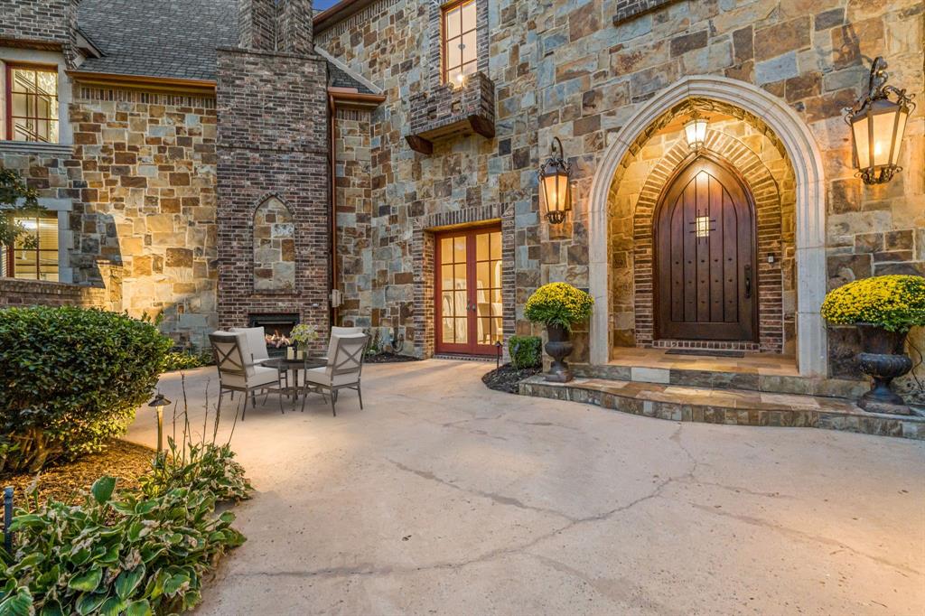 1508 Glenmeade Court