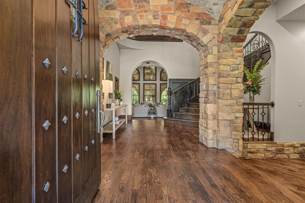 1508 Glenmeade Court