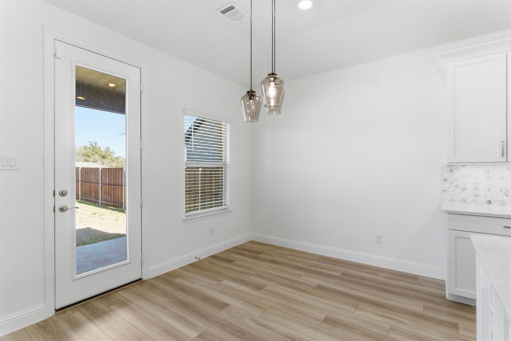 ASHFORD PARK - Residential