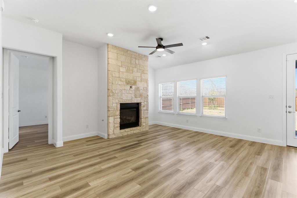 ASHFORD PARK - Residential