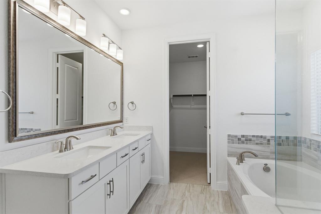 ASHFORD PARK - Residential