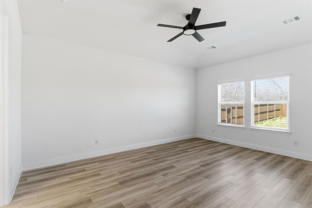 ASHFORD PARK - Residential