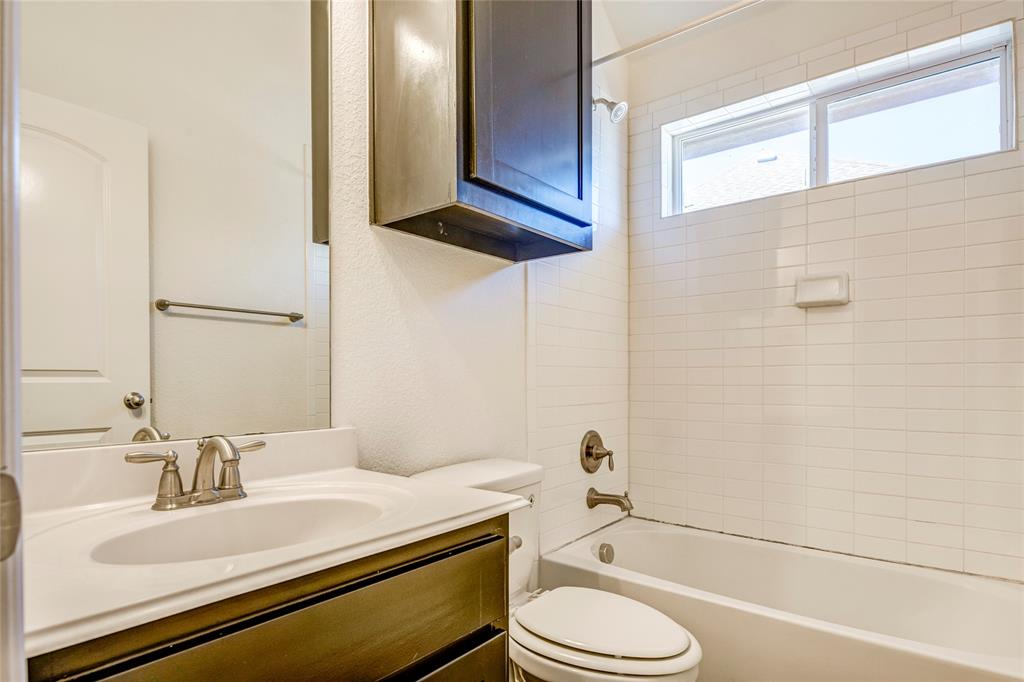 Richwoods Ph Fifteen - Residential Lease