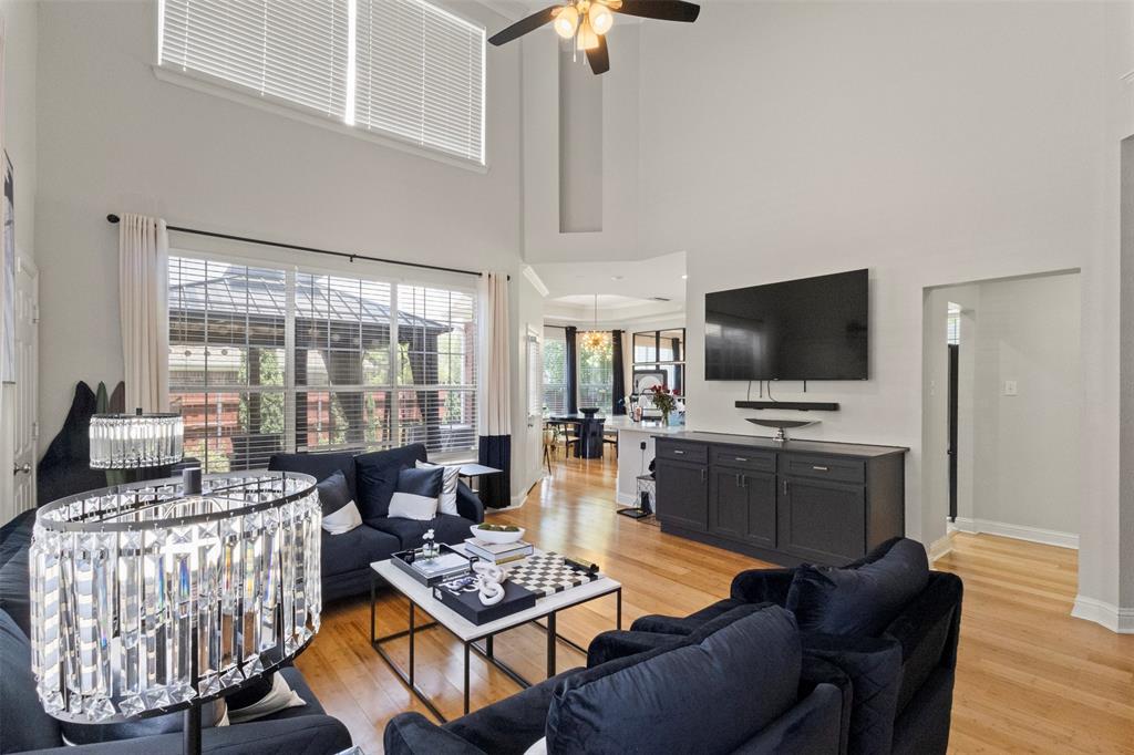 423 Southridge Way