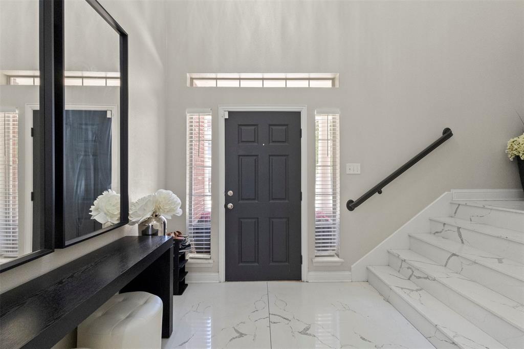 423 Southridge Way