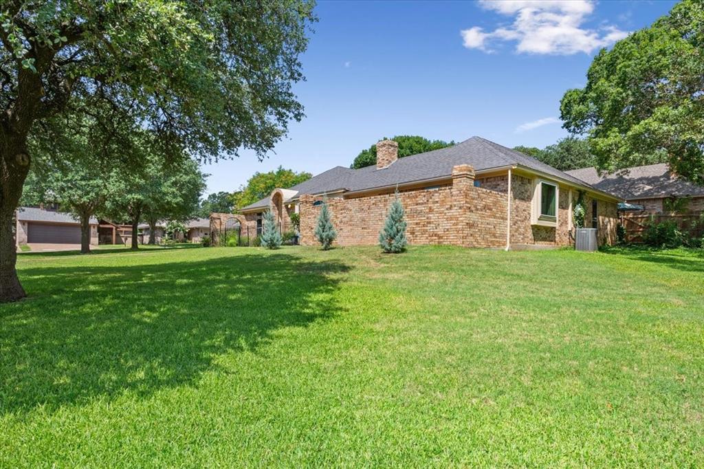 44 Sugar Creek Place