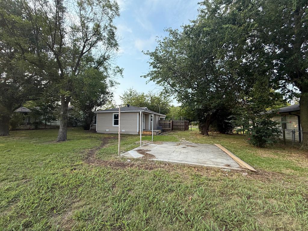 SUNSET GARDENS - Residential