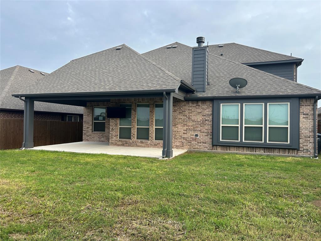 3213 Deep Crest Drive