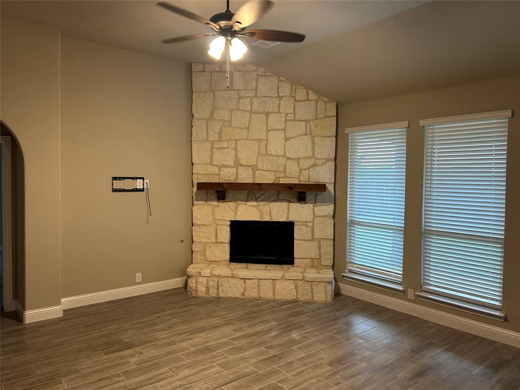 3213 Deep Crest Drive