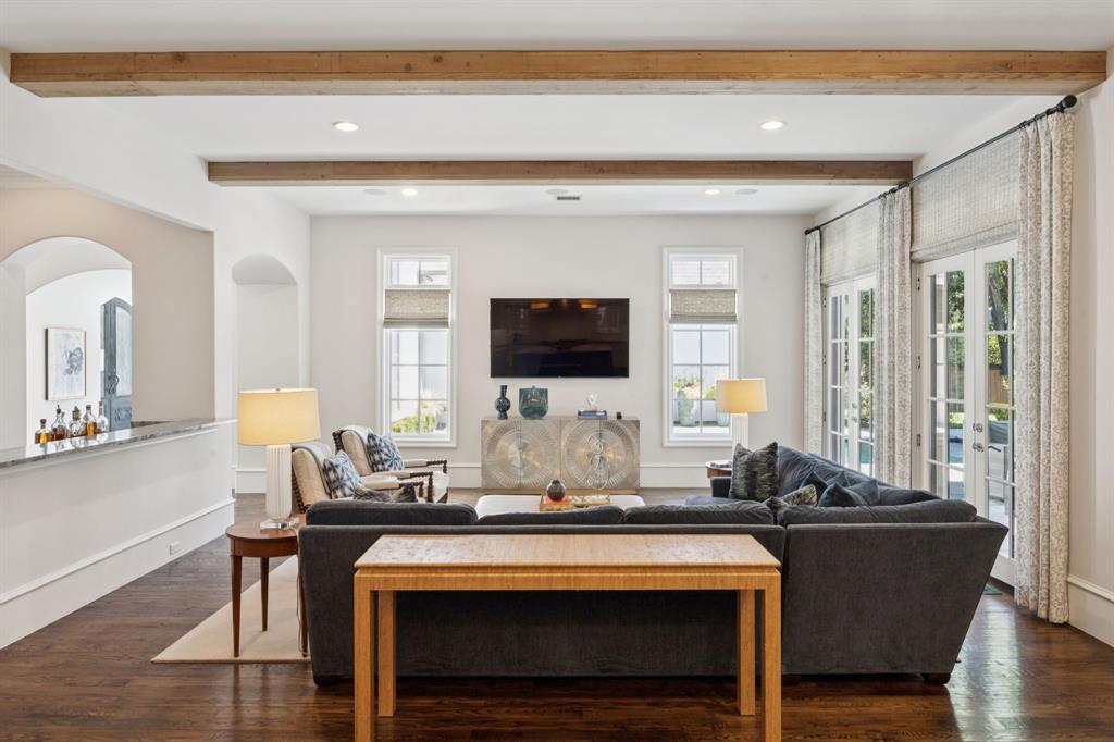 Manchester Downs Rev - Residential