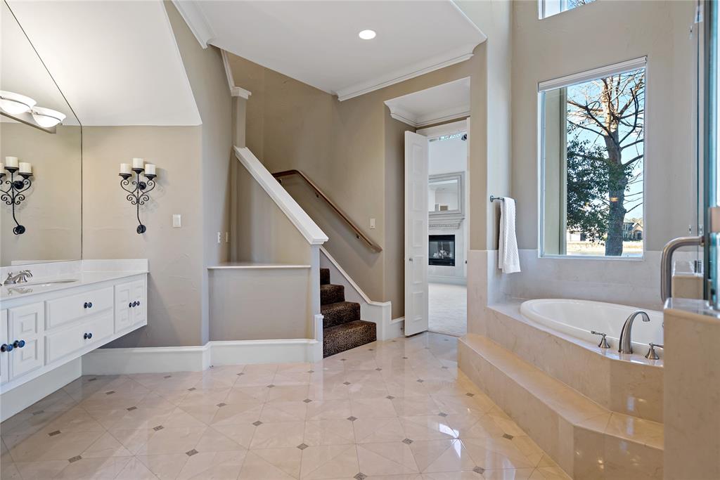 The Lakes On Legacy Drive Ph II - Residential